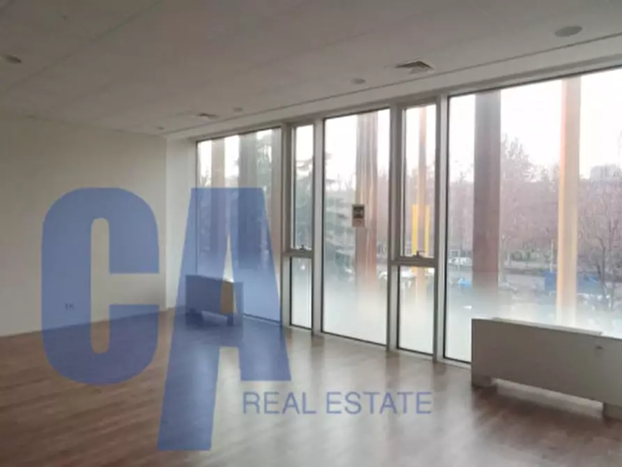 Immagine 10 di Ufficio in affitto  in VIALE SARCA a Milano