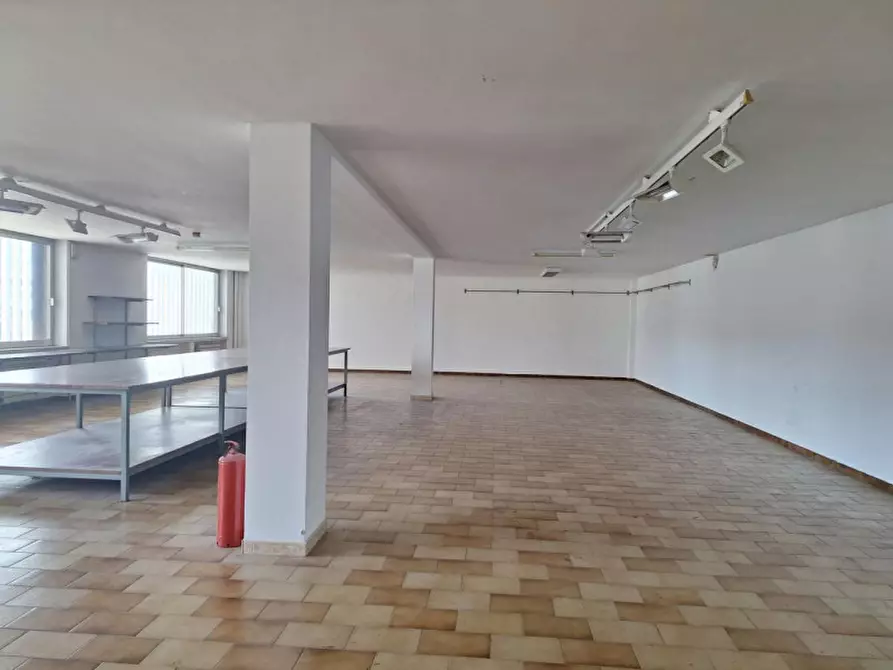 Immagine 1 di Capannone industriale in vendita  in Arzignano VI, Italia a Vicenza