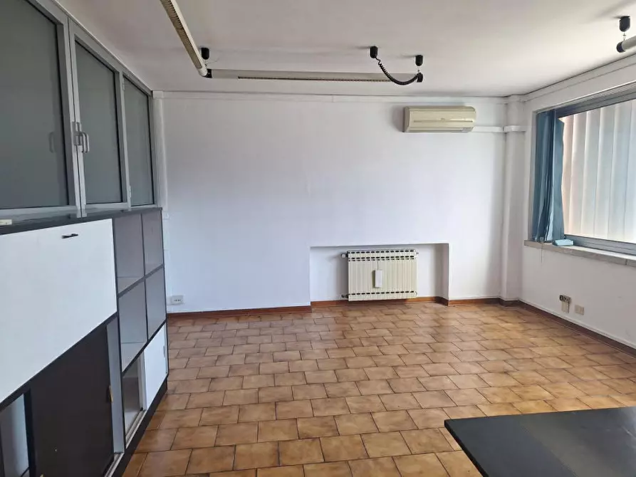 Immagine 2 di Capannone industriale in vendita  in Arzignano VI, Italia a Vicenza