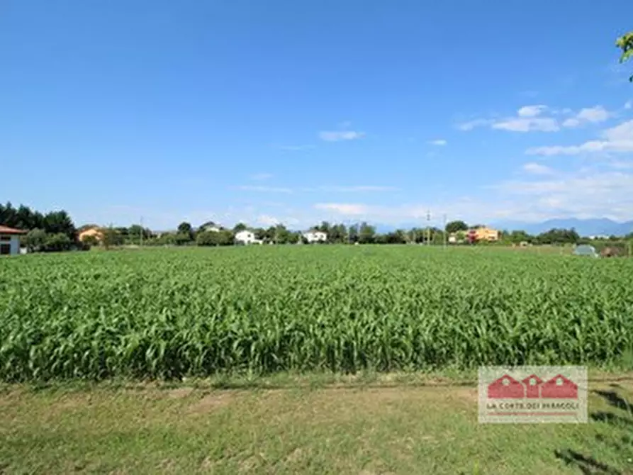 Immagine 2 di Terreno in vendita  in Via Marconi a Torri Di Quartesolo