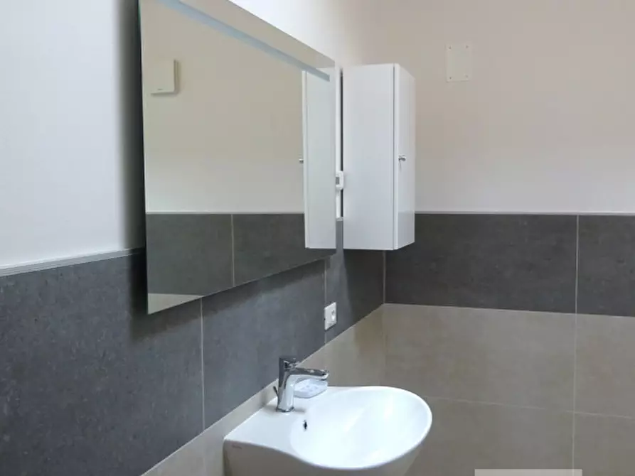 Immagine 20 di Casa indipendente in affitto  in Via Campanonta a Longare