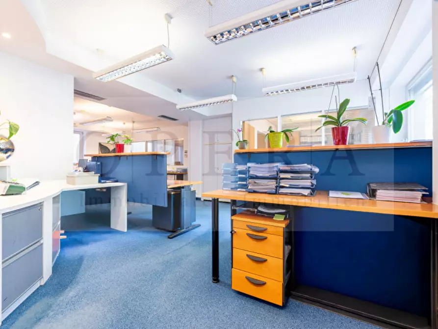 Immagine 7 di Ufficio in vendita  in via Sernesi 10 a Bolzano