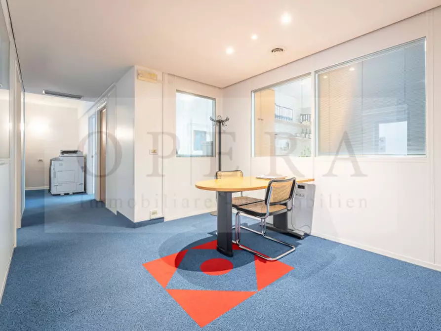 Immagine 10 di Ufficio in vendita  in via Sernesi 10 a Bolzano