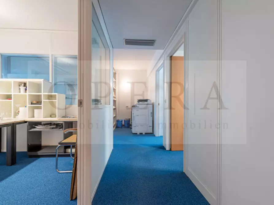 Immagine 16 di Ufficio in vendita  in via Sernesi 10 a Bolzano