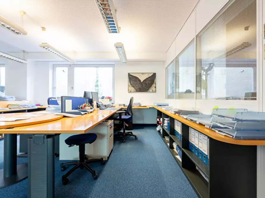 Immagine 19 di Ufficio in vendita  in via Sernesi 10 a Bolzano