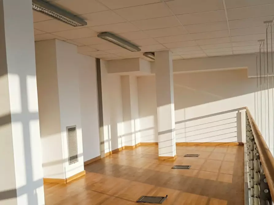 Immagine 1 di Laboratorio in vendita  in Via Padova a Cartura