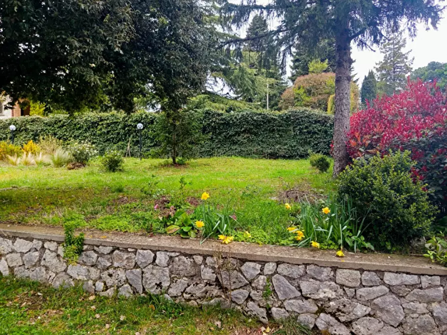 Immagine 2 di Villa in vendita  in Via della Pineta 81 a Monteflavio