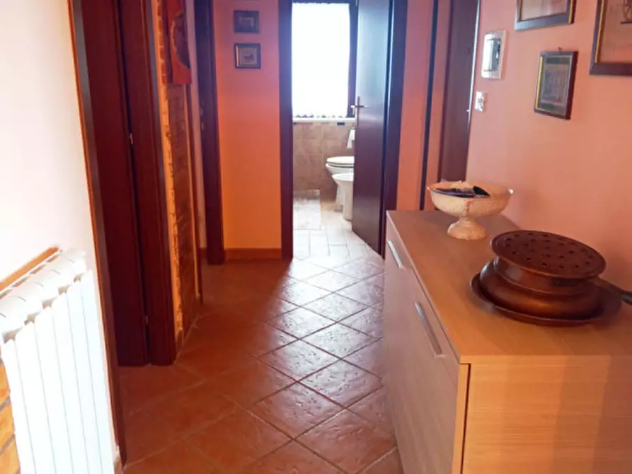 Immagine 20 di Villa in vendita  in Via della Pineta 81 a Monteflavio