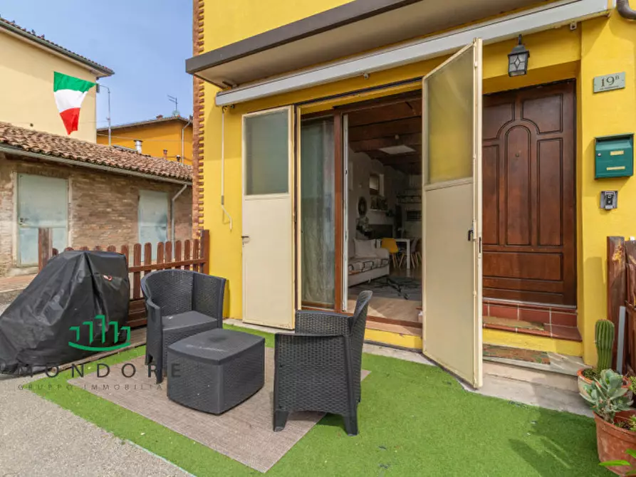 Immagine 27 di Villa in vendita  in Via Ferrarese a Castel Maggiore