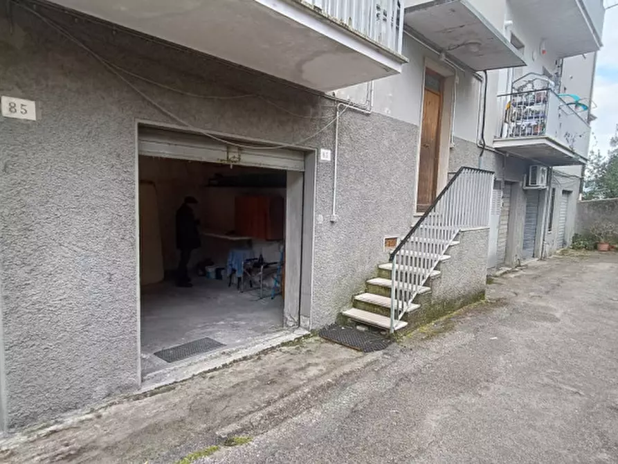 Immagine 2 di Garage in vendita  in Via Raffaele Omicini a Perugia