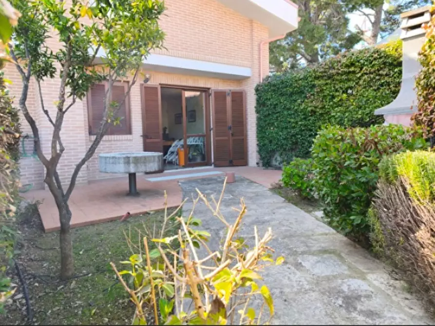 Immagine 6 di Villa in affitto  in via salvatore liddo a Andria