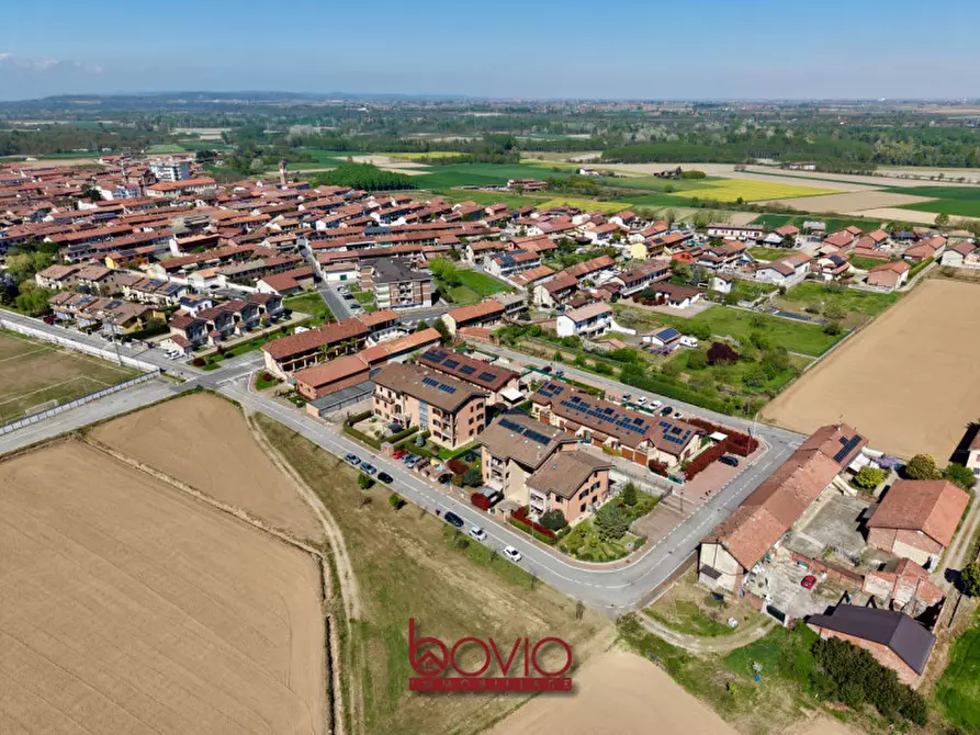Immagine 8 di Appartamento in vendita  in Via Massimo D'Azeglio 7 a Rondissone
