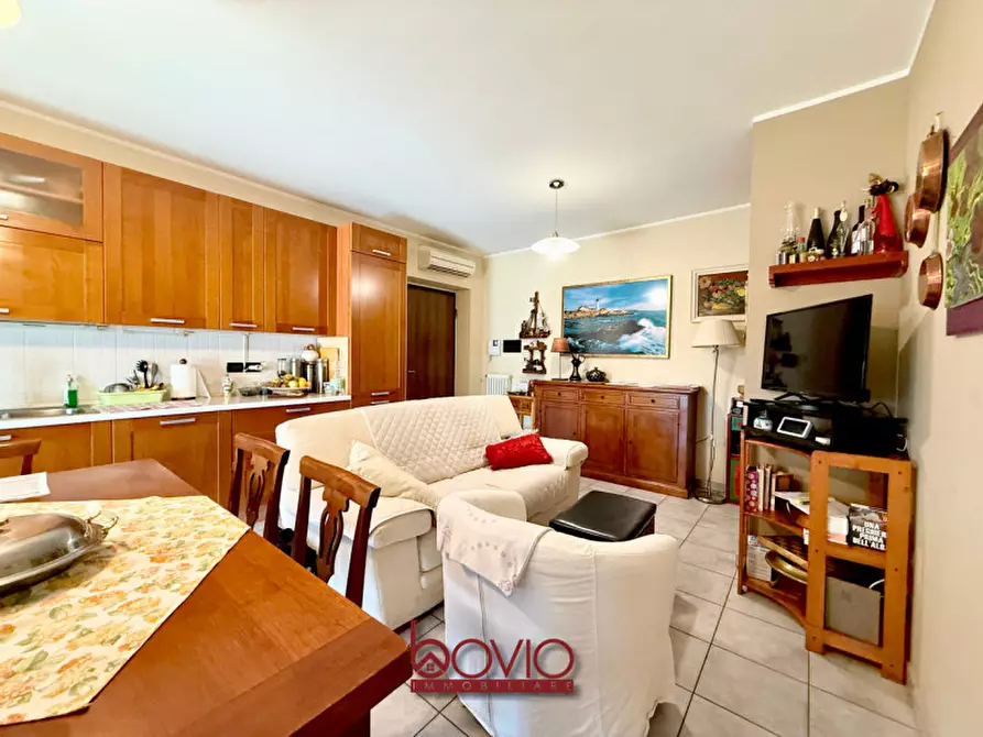 Immagine 12 di Appartamento in vendita  in Via Massimo D'Azeglio 7 a Rondissone