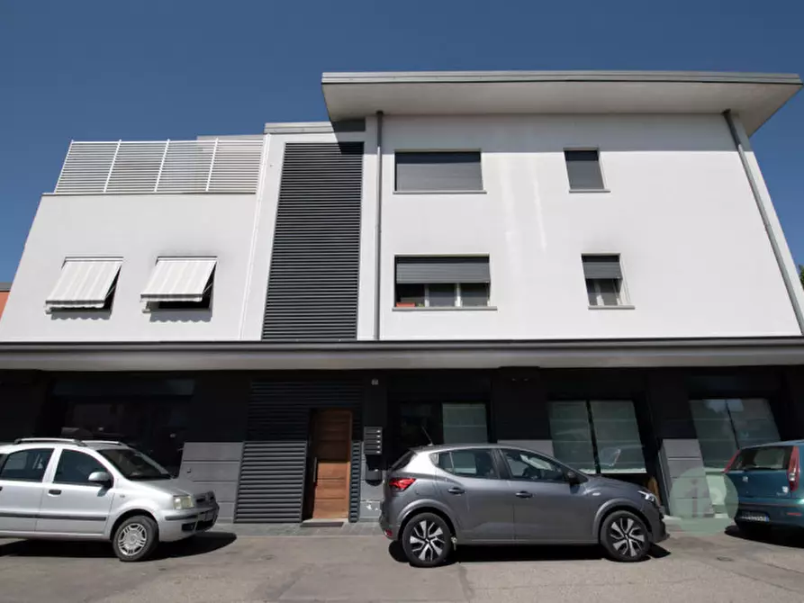 Immagine 1 di Appartamento in vendita  a Novi Di Modena