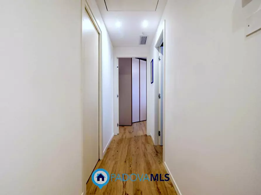 Immagine 11 di Appartamento in vendita  in Via Rovereto a Mestrino