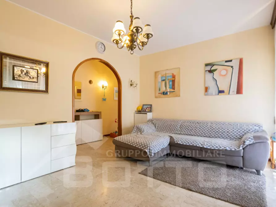 Immagine 11 di Appartamento in vendita  in Via Manzoni n.5 a Cerano