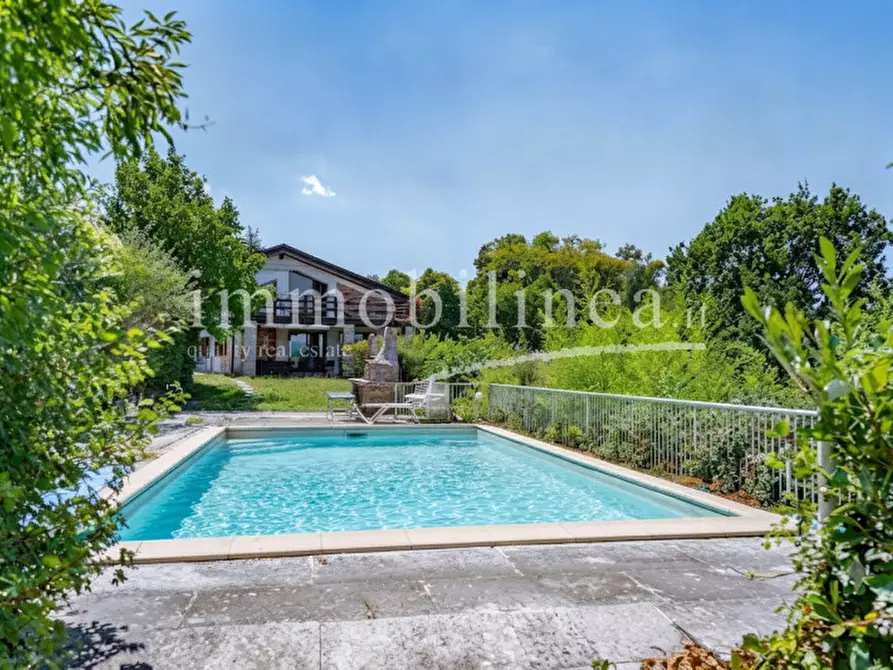 Immagine 9 di Villa in vendita  in Via del Carro a San Zeno Di Montagna