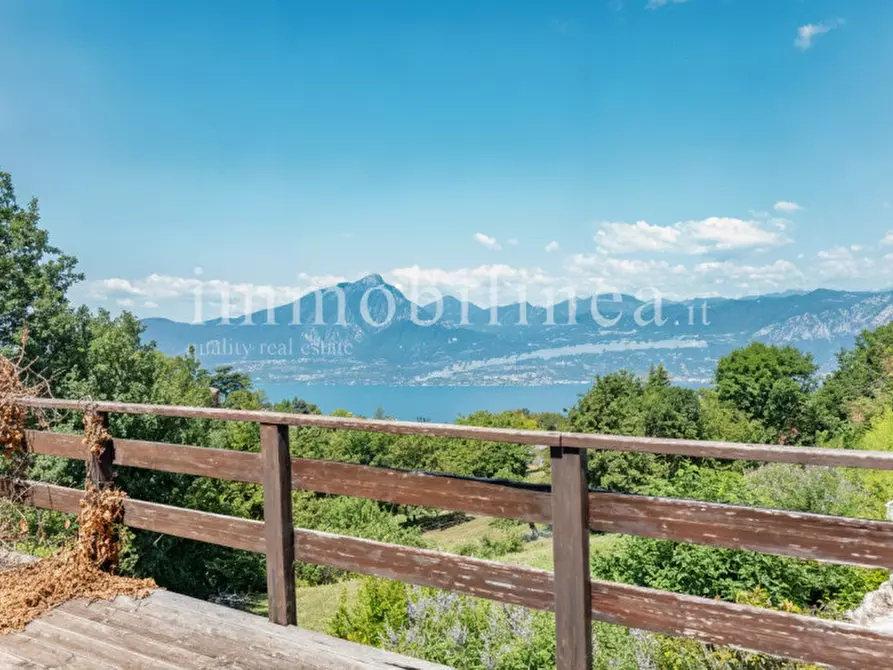 Immagine 18 di Villa in vendita  in Via del Carro a San Zeno Di Montagna