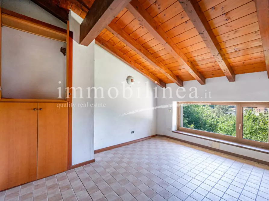 Immagine 24 di Villa in vendita  in Via del Carro a San Zeno Di Montagna