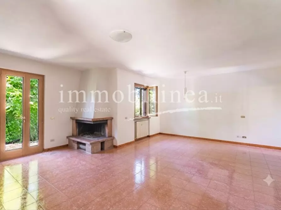 Immagine 27 di Villa in vendita  in Via del Carro a San Zeno Di Montagna
