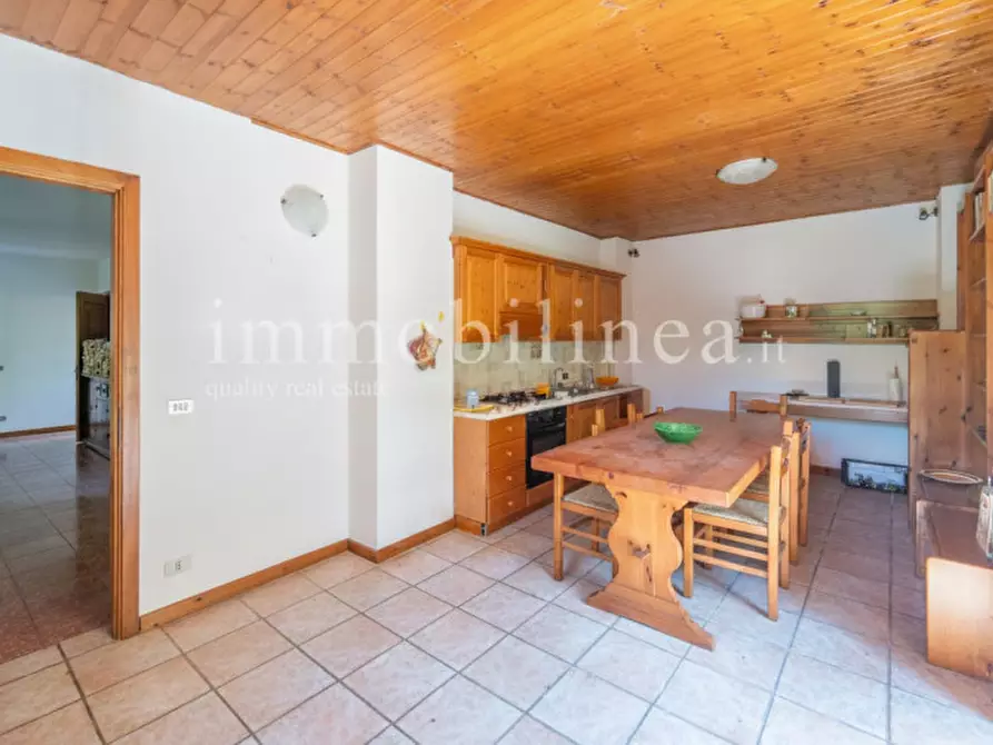 Immagine 38 di Villa in vendita  in Via del Carro a San Zeno Di Montagna