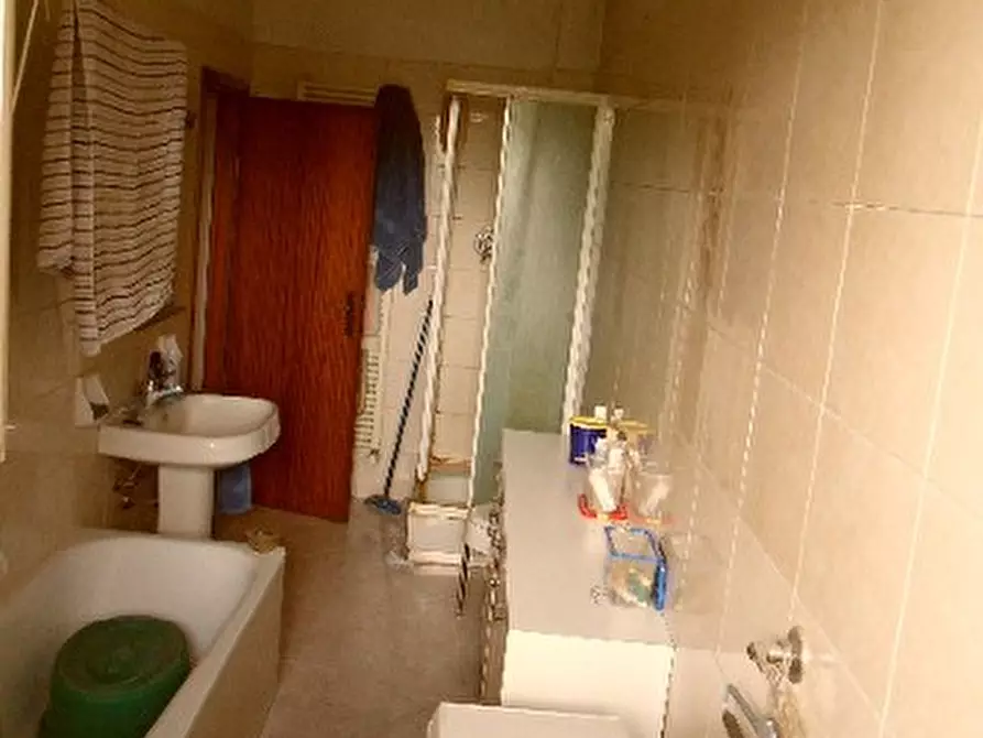 Immagine 6 di Appartamento in vendita  in Via Marco Polo,28 a Bologna