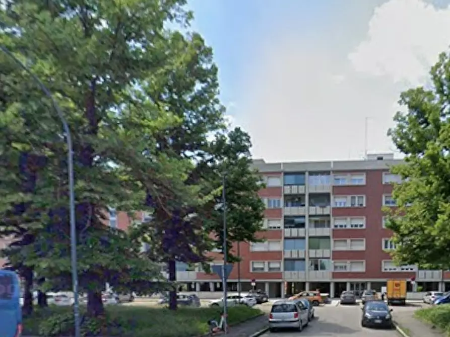 Immagine 13 di Appartamento in vendita  in Via Marco Polo,28 a Bologna