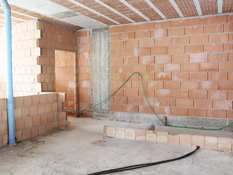 Immagine 9 di Negozio in vendita  in via papa giovanni xxIII a Montesilvano