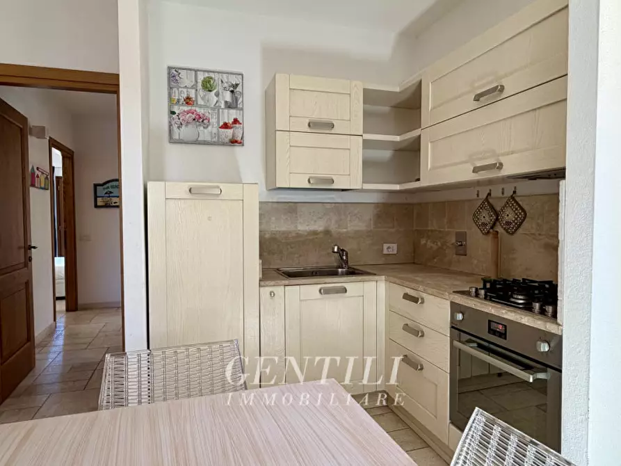 Immagine 8 di Appartamento in vendita  a Arzachena