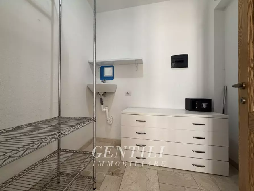 Immagine 17 di Appartamento in vendita  a Arzachena