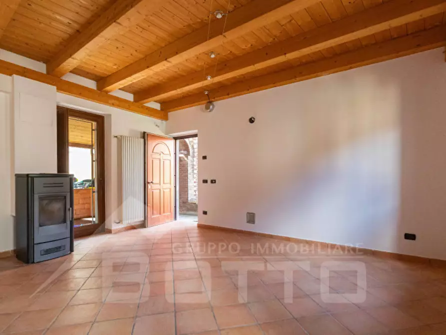 Immagine 4 di Casa indipendente in vendita  in via Garibaldi 13A a Cavaglio D'agogna