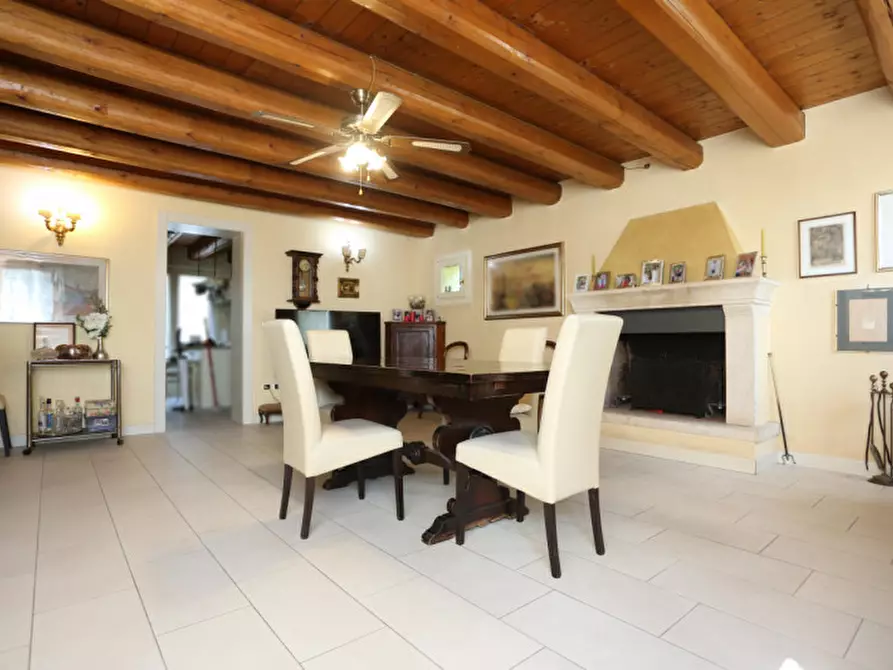 Immagine 21 di Villa in vendita  in via bandizzà a Nanto