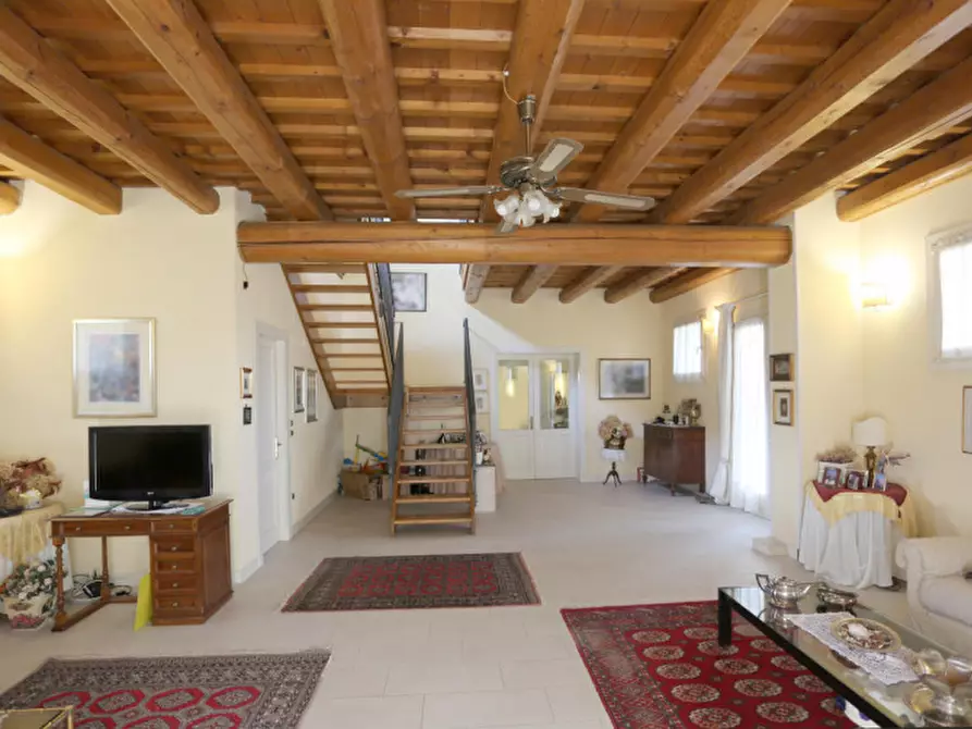 Immagine 23 di Villa in vendita  in via bandizzà a Nanto