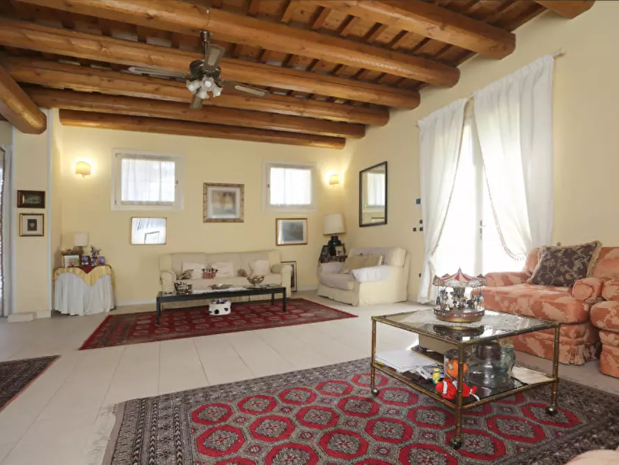 Immagine 25 di Villa in vendita  in via bandizzà a Nanto