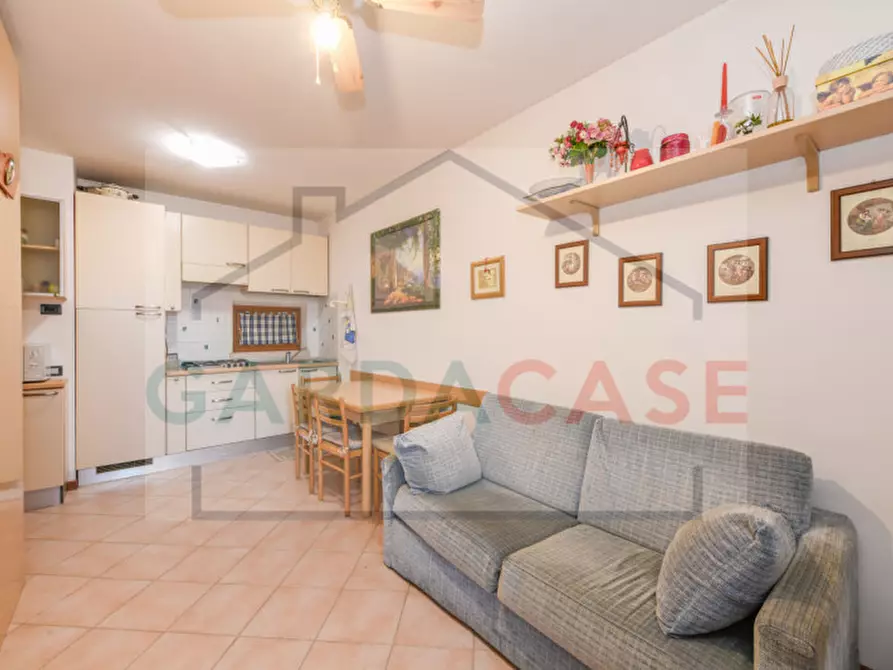 Immagine 9 di Appartamento in vendita  in Via Giulio Cesare a Desenzano Del Garda