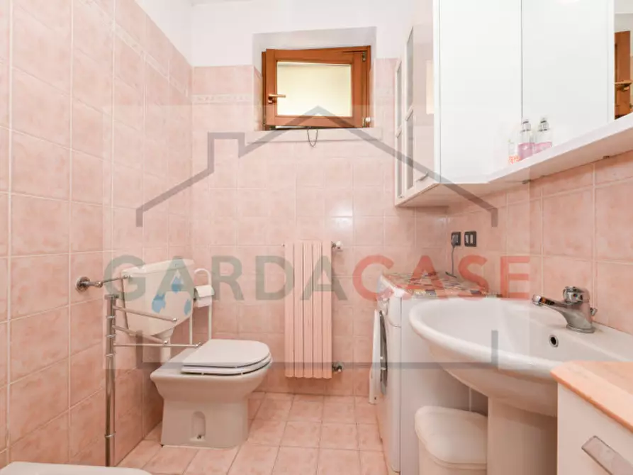 Immagine 22 di Appartamento in vendita  in Via Giulio Cesare a Desenzano Del Garda