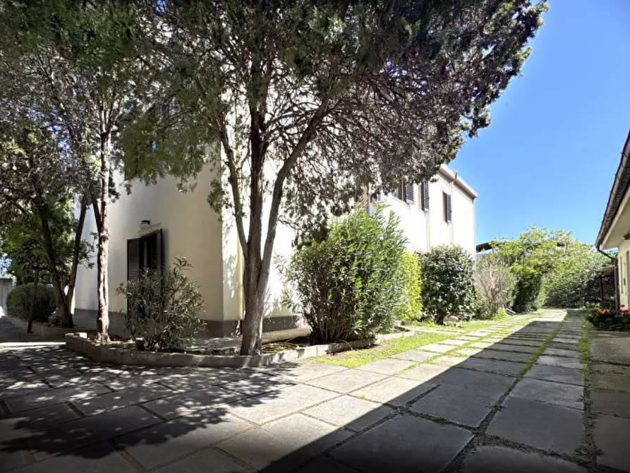 Immagine 9 di Villa in vendita  in Via Mazzini 112 a Capoterra