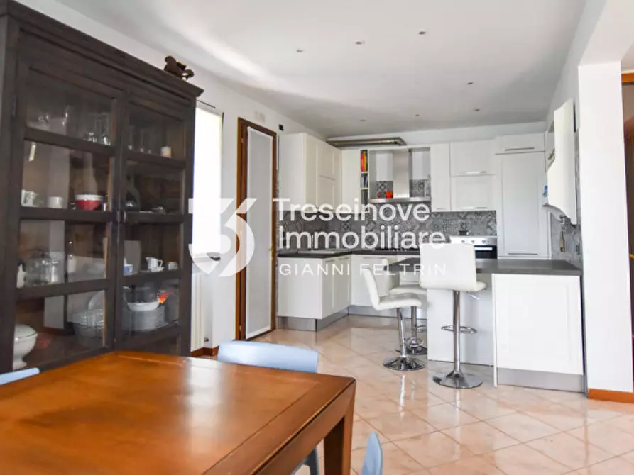 Immagine 1 di Casa indipendente in vendita  in Via Divisione Cadore a Paese