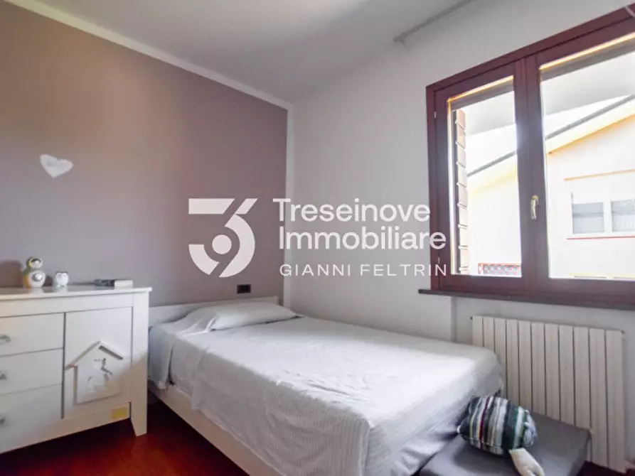 Immagine 8 di Casa indipendente in vendita  in Via Divisione Cadore a Paese