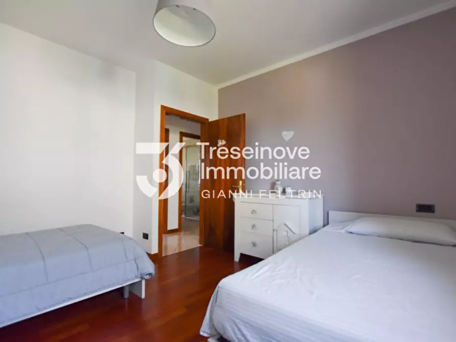 Immagine 9 di Casa indipendente in vendita  in Via Divisione Cadore a Paese
