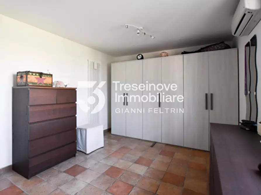 Immagine 14 di Casa indipendente in vendita  in Via Divisione Cadore a Paese