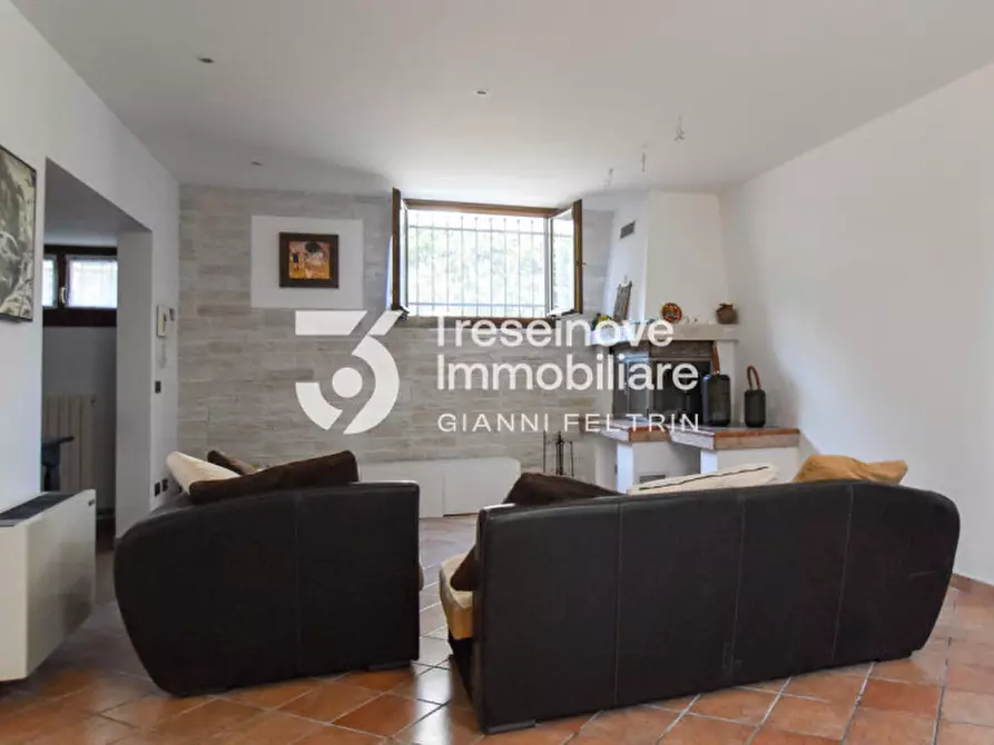 Immagine 18 di Casa indipendente in vendita  in Via Divisione Cadore a Paese