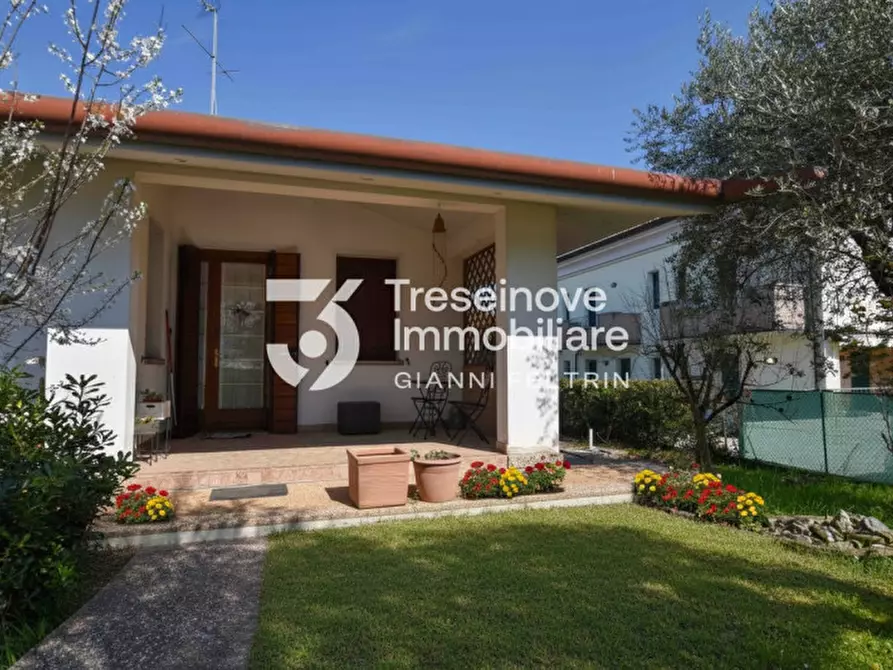 Immagine 21 di Casa indipendente in vendita  in Via Divisione Cadore a Paese