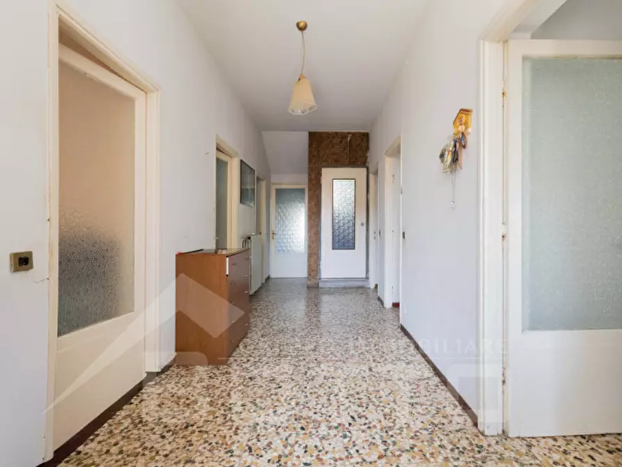 Immagine 6 di Appartamento in vendita  in Via Giotto n.25/A a Bellinzago Novarese