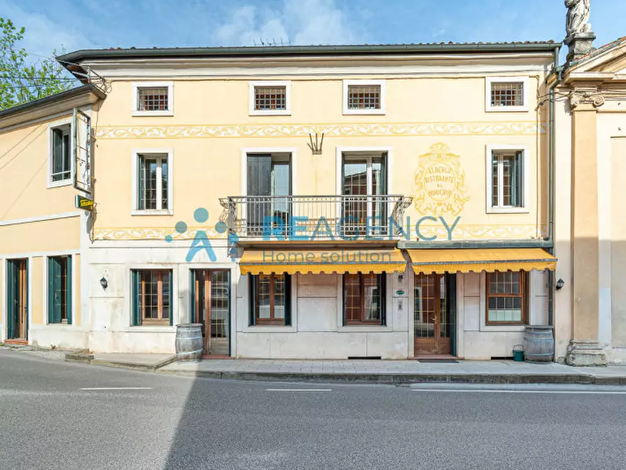 Immagine 2 di Bed & Breakfast in vendita  in via roma 5 a Trissino