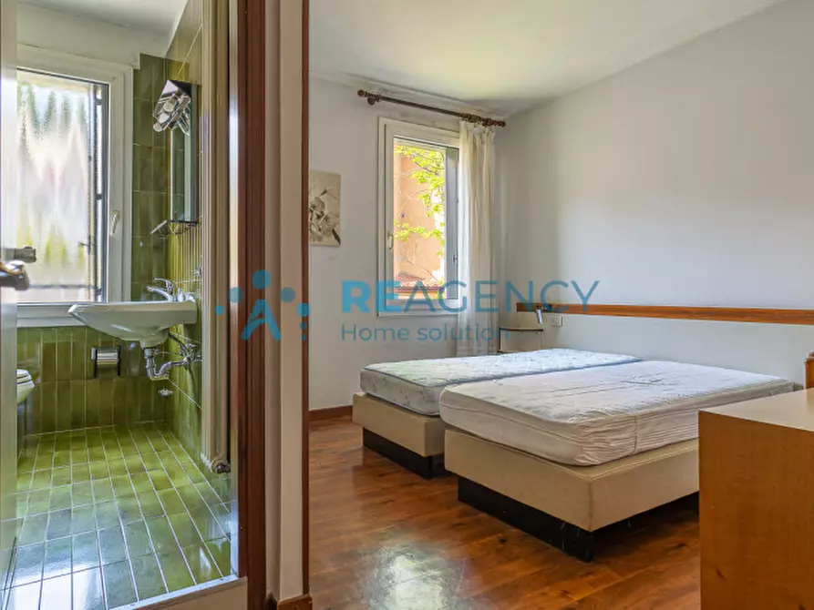 Immagine 26 di Bed & Breakfast in vendita  in via roma 5 a Trissino