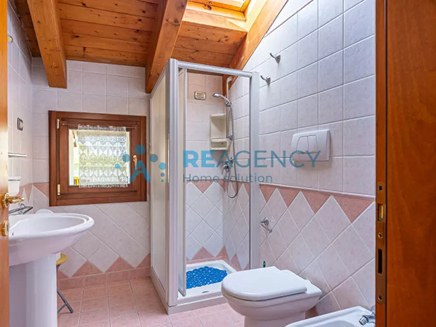 Immagine 36 di Bed & Breakfast in vendita  in via roma 5 a Trissino