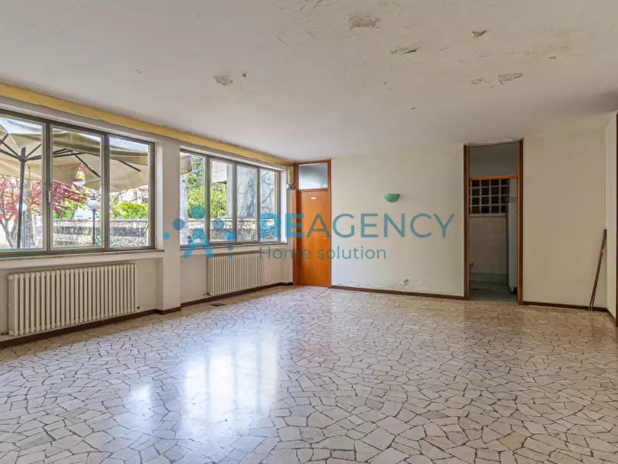 Immagine 41 di Bed & Breakfast in vendita  in via roma 5 a Trissino