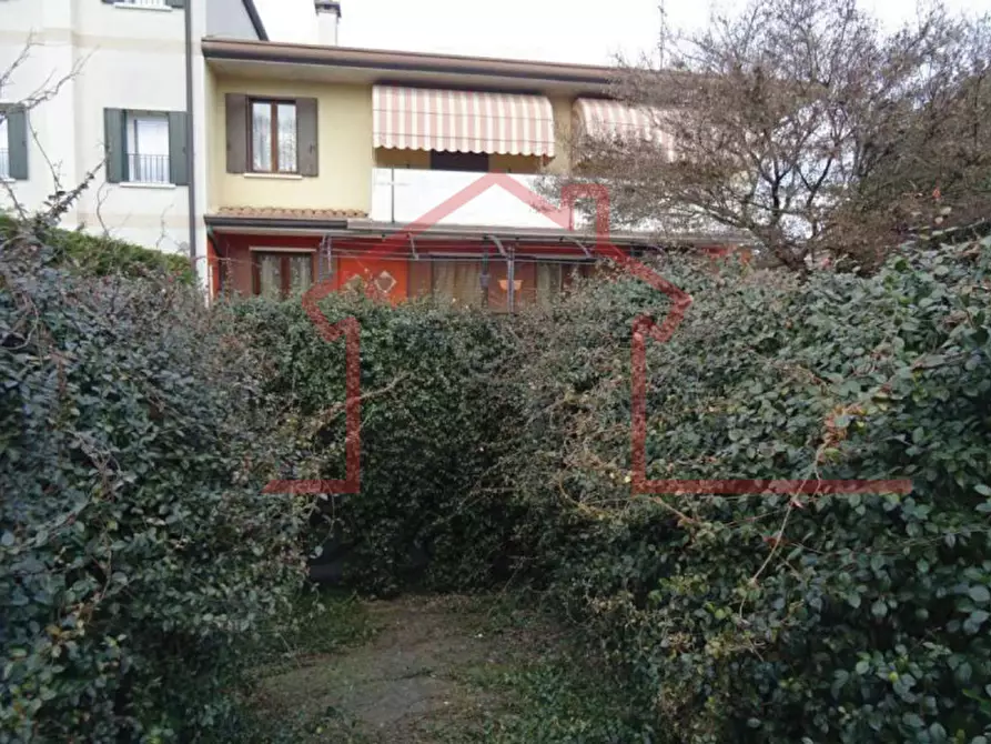 Immagine 12 di Appartamento in vendita  in Via Sommavilla a Tombolo