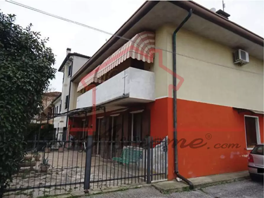 Immagine 13 di Appartamento in vendita  in Via Sommavilla a Tombolo